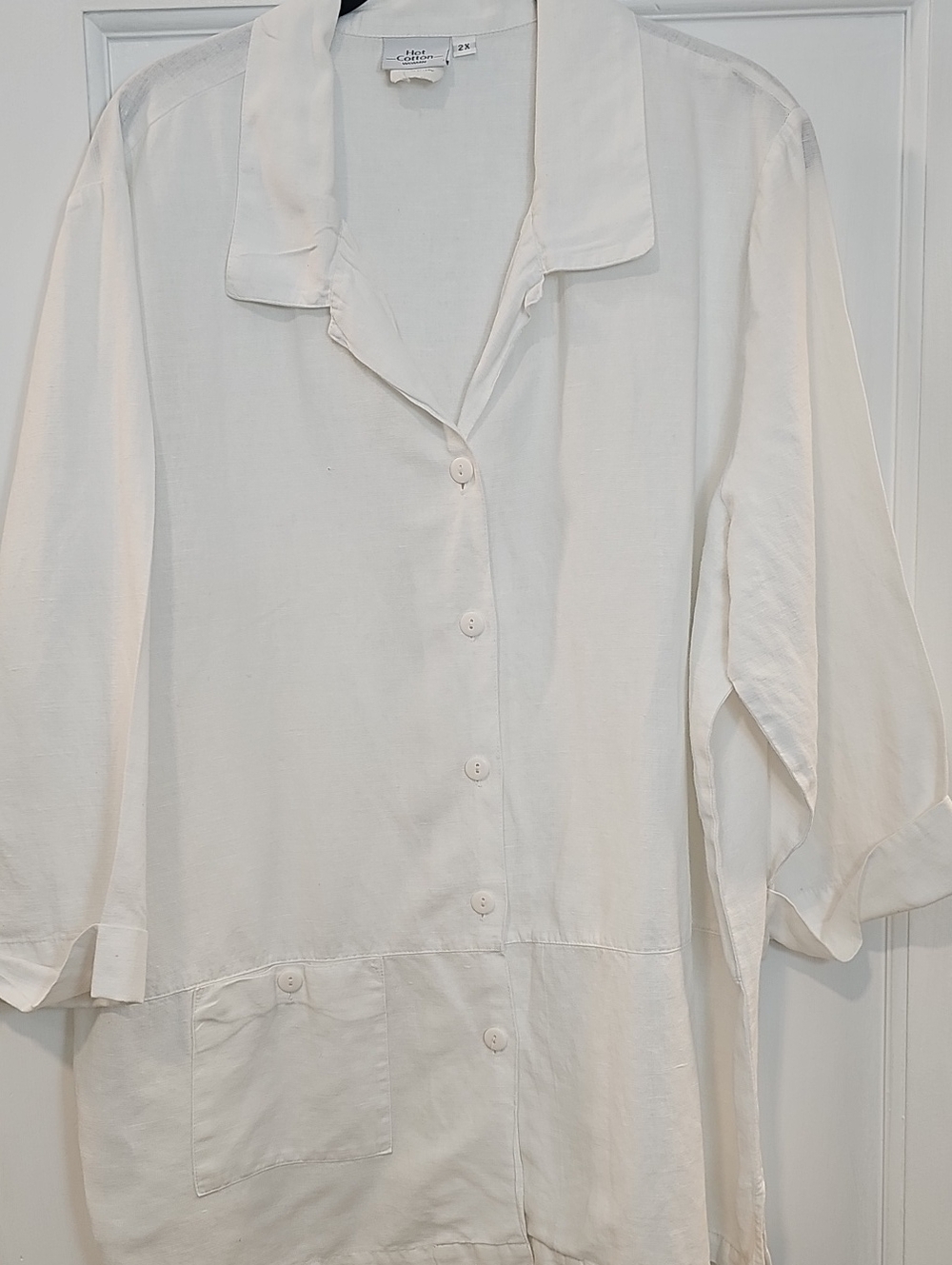 Hot Cotton White Button-Down Relaxed Collar Shirt